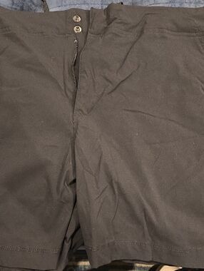 Columbia Classic Black Womens Shorts